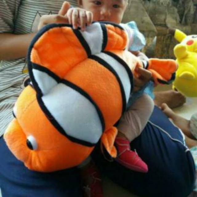 Boneka ikan Nemo Uk L
