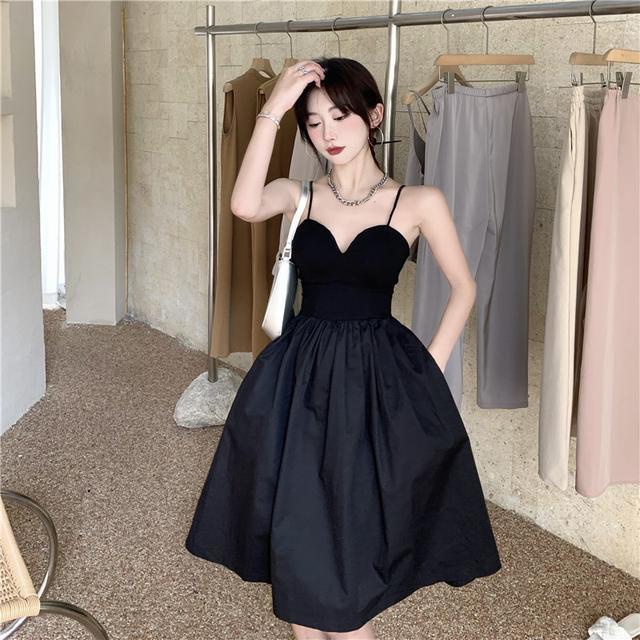 ∈ French retro gaya Hepburn slim slim dress wanita musim panas seksi rok suspender hitam