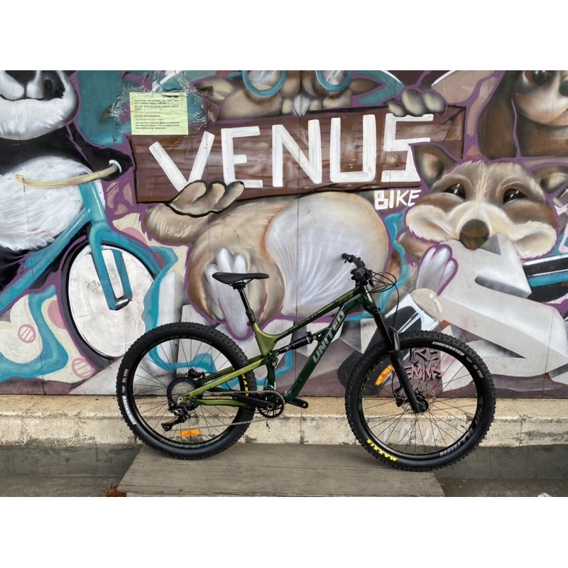 27.5” United Epsilon T5 11Sp XT SLX