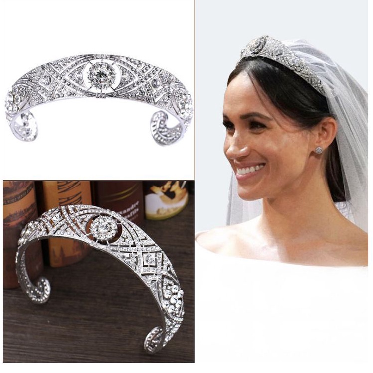 PartyHouse.Medan Mahkota Crown Berlian Imitasi Untuk Pesta Pernikahan