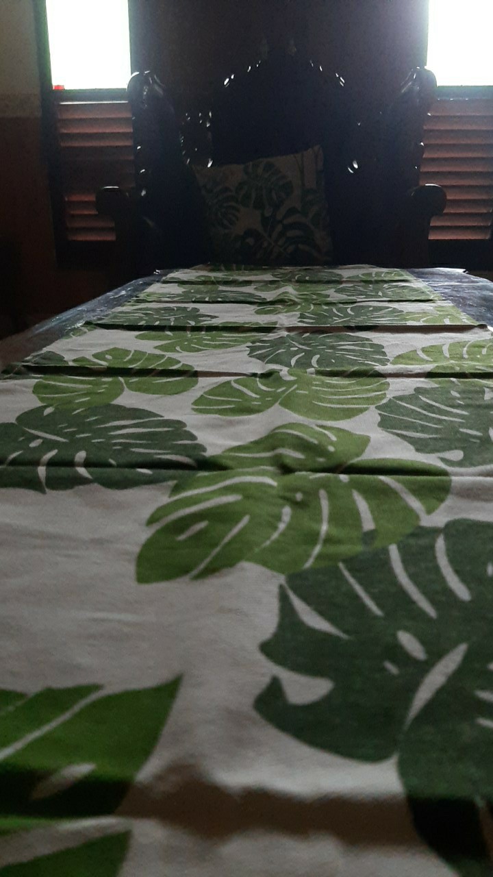 Taplak Meja Tamu Panjang Minimalis Mewah Modern Rumbai Tassel - Motif Daun Monstera