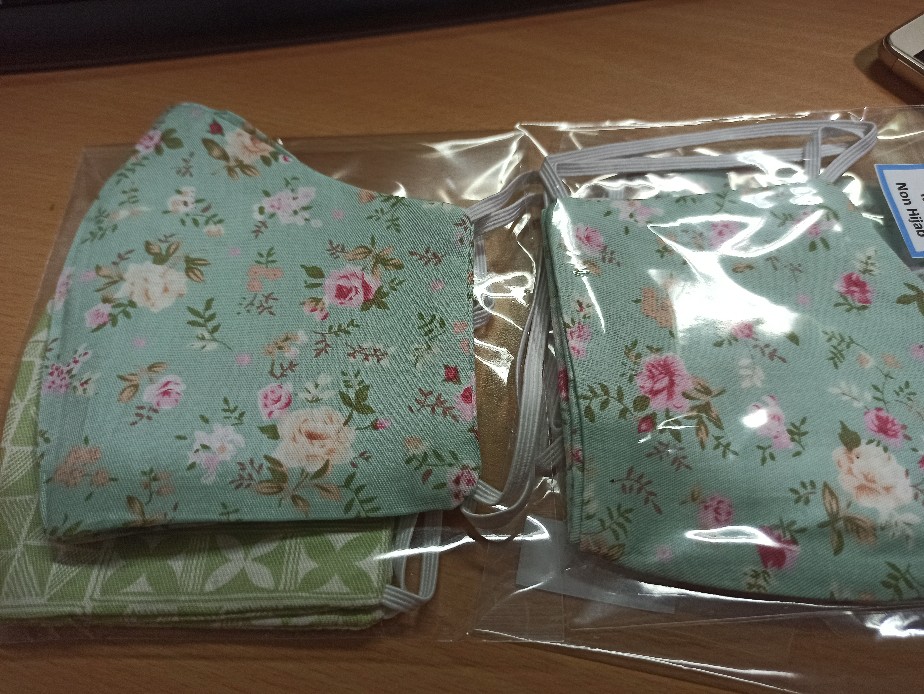 Masker Kain Katun 100% Motif Shabby_ Ready Karet Hijab Dan Non Hijab