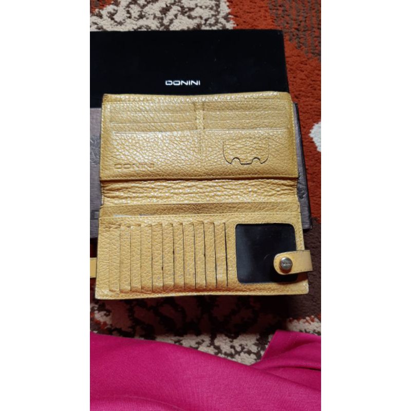 PRELOVED DOMPET DONINI ORI