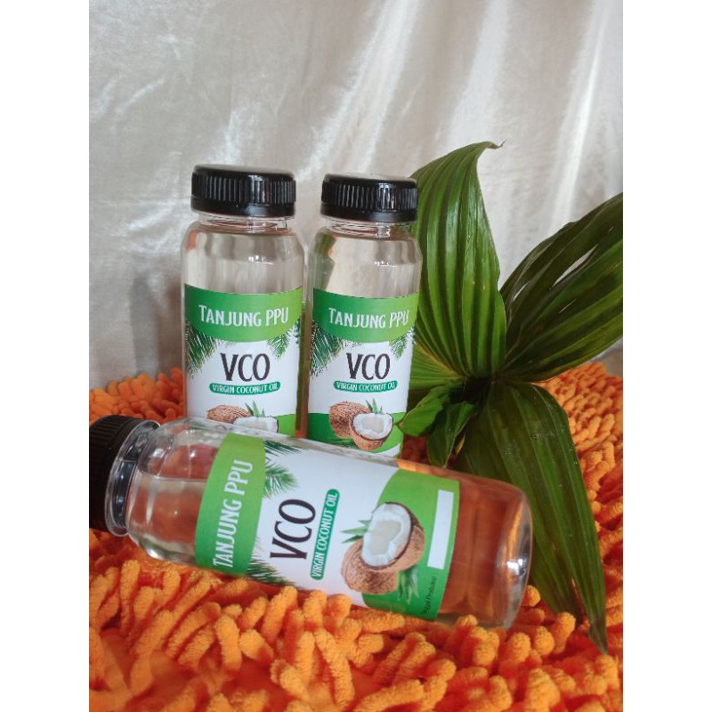 

VCO/Minyak Kelapa Murni, 250ml. Tanjung PPU. Oleh2 khas Tanjung, Penajam Paser Utara.