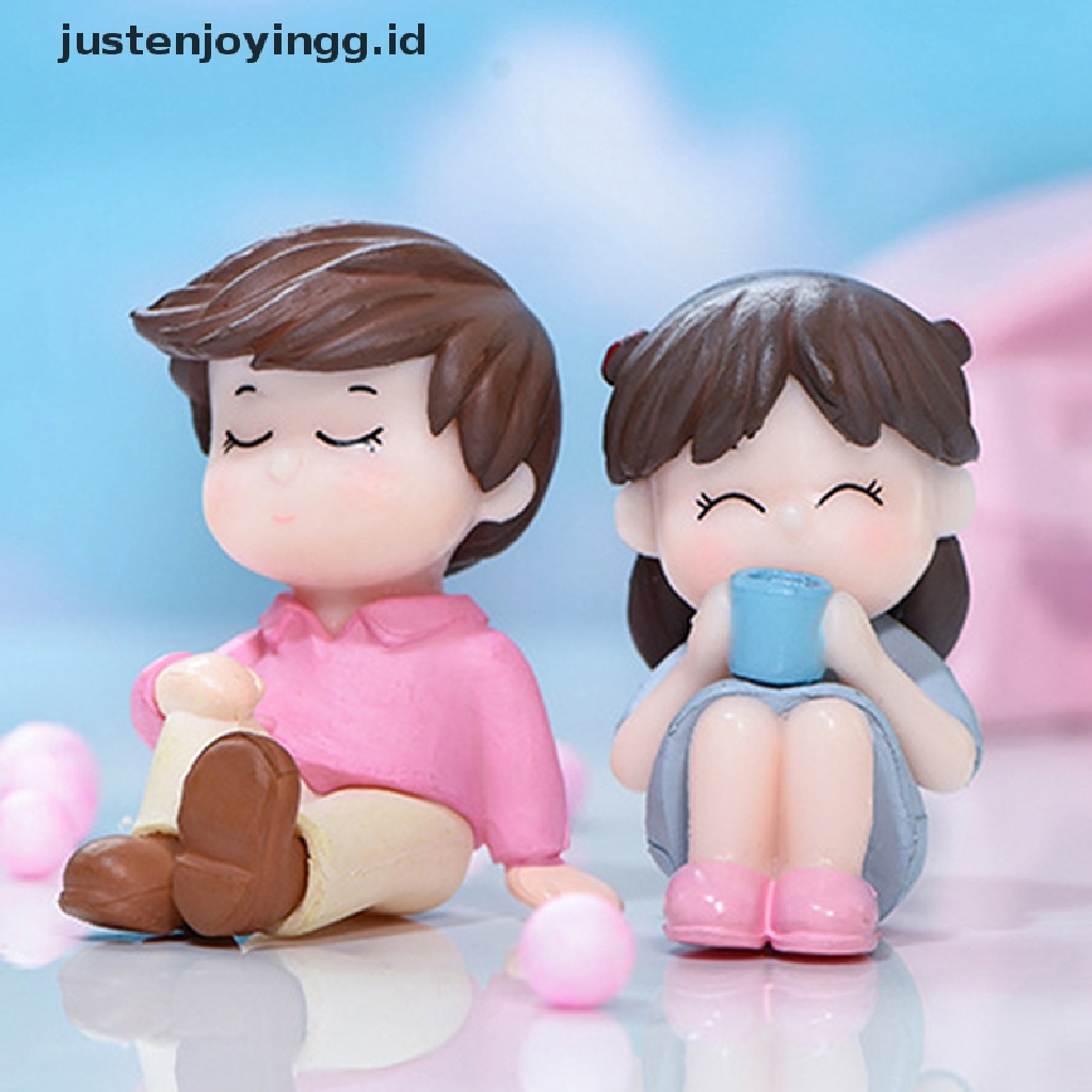 // justenjoyingg.id // 2pcs/set Mini Lovers Dolls Model Figures Landscape Fairy Garden Ornaments ~