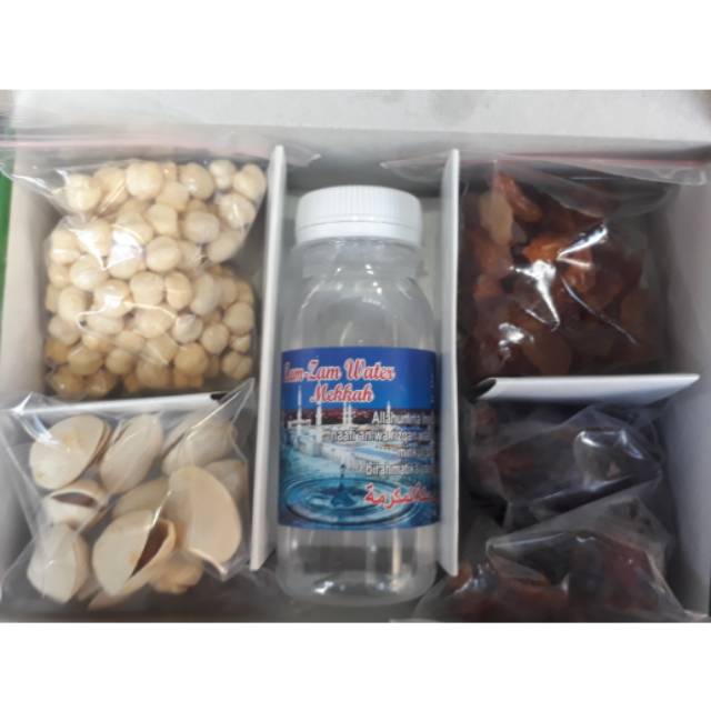 

Oleh oleh HAJI & UMROH - Paket 2