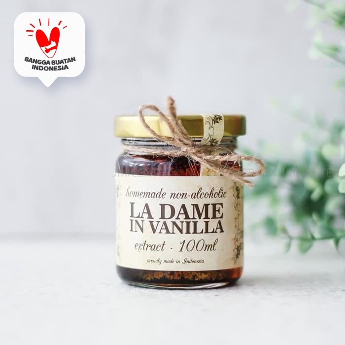 

La Dame In Vanilla Extract Vanila Ektrak 100Ml Halal Mui