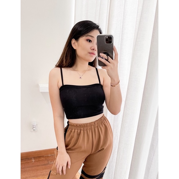 Vanesha Margaretta - Tanktop Basic kemben tali spageti