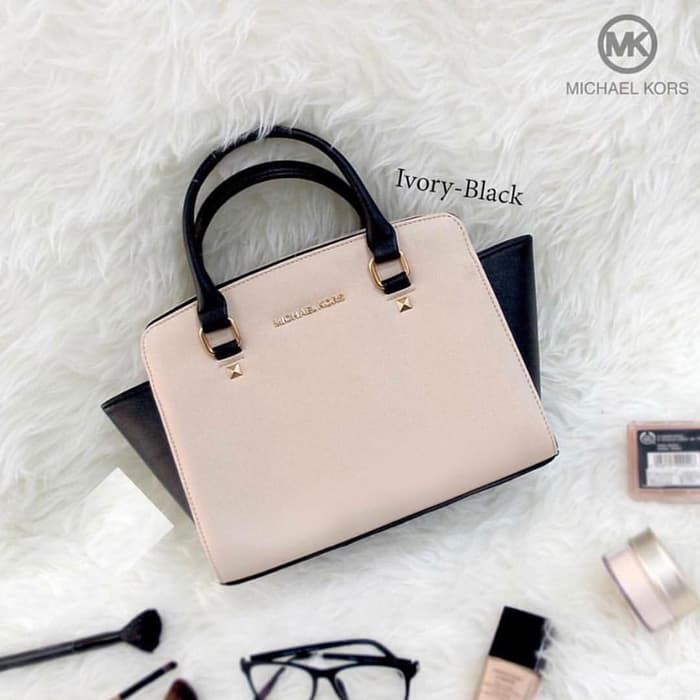 Handbag Lv Azurre Croissette Crossbody Handlebag Code Selempang Wanita Branded HP38  Tas Wanita C