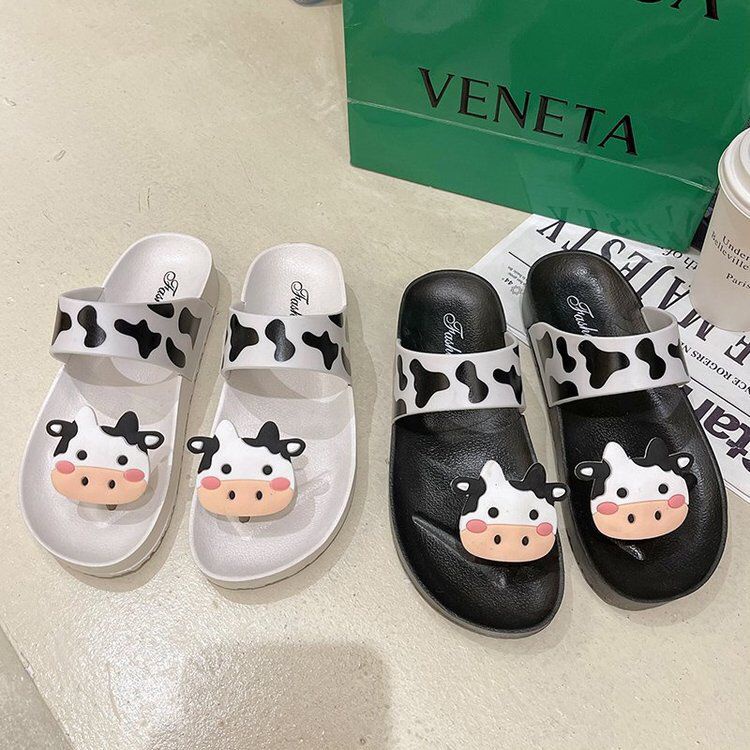 [ COD ] [ PAKAI DUS SEPATU ] PROMO SANDAL PVC WOMAN MOTIF MOO MOO HITAM PUTIH IMPORT KEKINIAN SENDAL KARET PVC SANDAL SLOP SLIP CEWEK SAPI