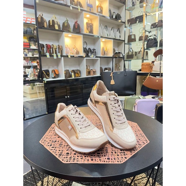 SEPATU KETS MEREK MICHAEL KORS HARGA TERMURAH BARANG BARU KUALITAS ASLI