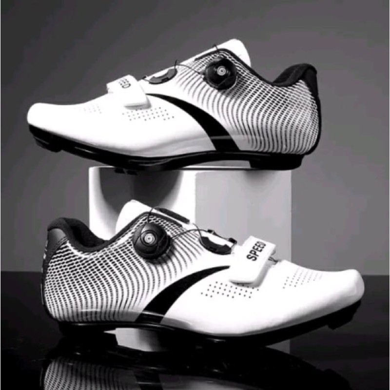 sepatu sepeda merk cleat merk speed warna putih white boa system bisa pedal road bike 2in1