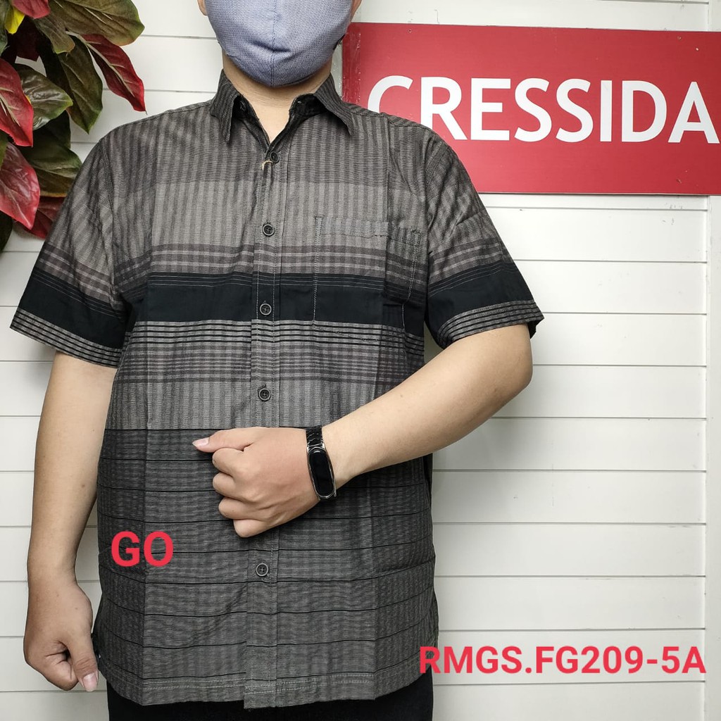 gof CRESSIDA KEMEJA PRIA REGULER Kemeja Casual Kemeja Lengan Pendek