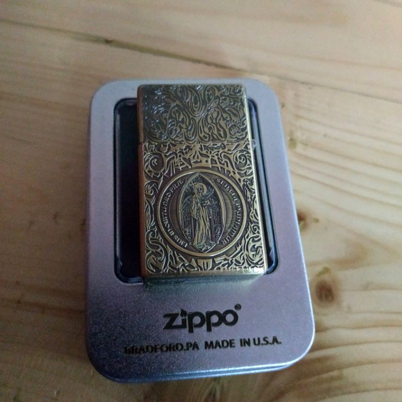 KOREK API ZIPPO ULTRA SLIM CONSTANTINE EMBOS 2 SISI