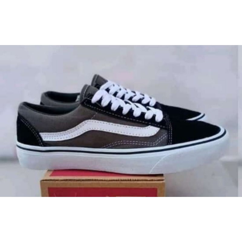 SEPATU V4NS OLDSKOOL PREMIUM CHINA