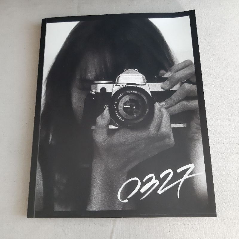 LISA PHOTOBOOK 0327 VOL. 1 (LIMITED EDITION)