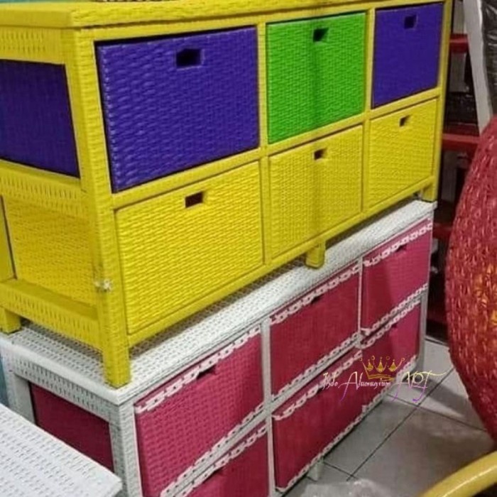 Lemari Panjang Laci Meja TV Rotan Sintetis