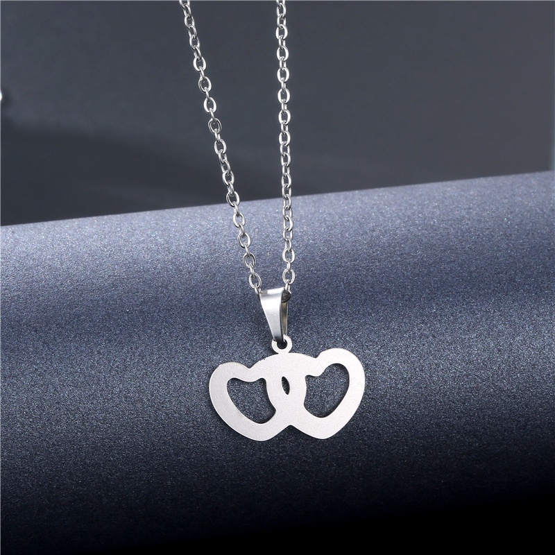 Harajuku dingin gaya Korea hollow jantung kalung stainless steel keren peach jantung klavikula kalun