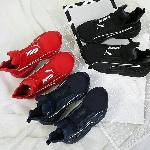 WEEKEND SALE PUMA Trinomic #4568.