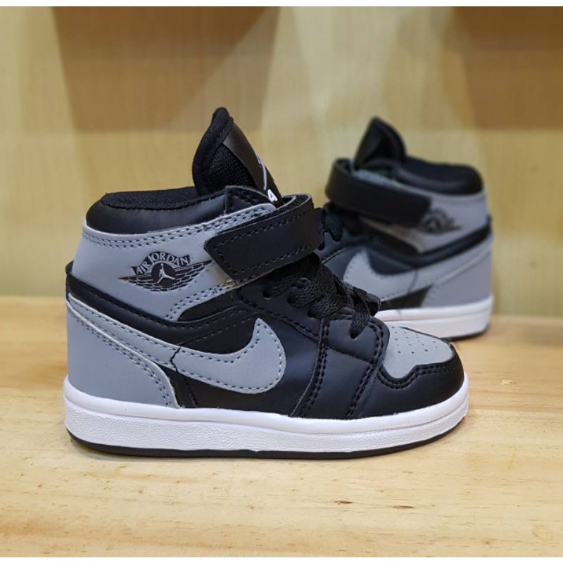 SEPATU JORDAN ANAK ANAK SEPATU ANAK NIKE SEPATU SEKOLAH ANAK HITAM