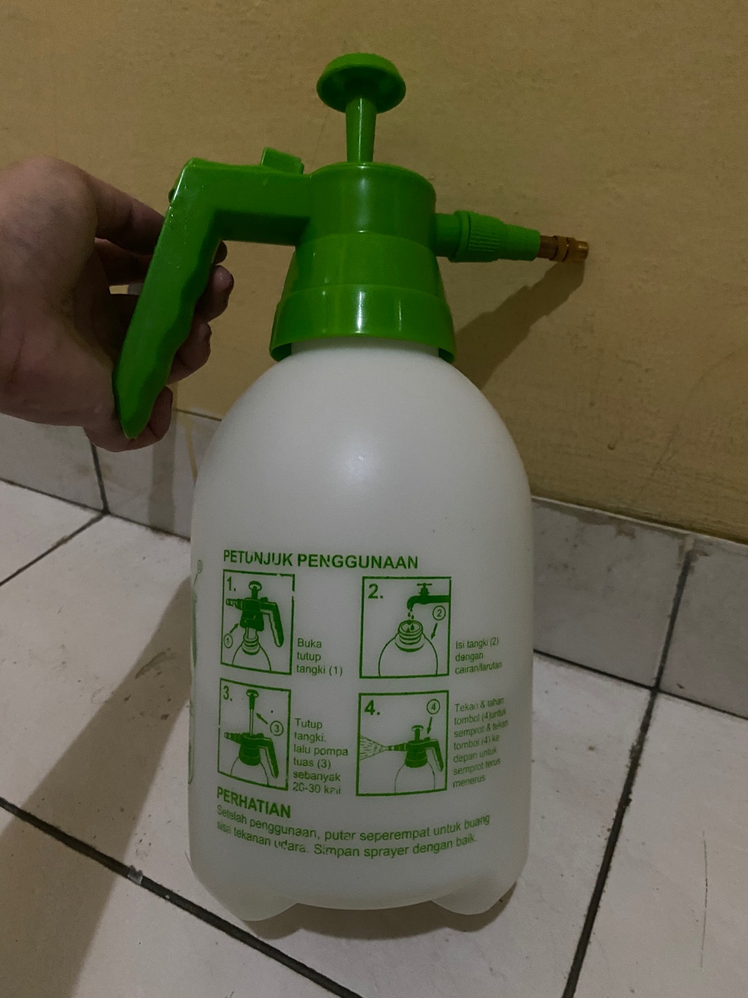 Botol Sprayer Yoto 2 Liter 2 L  / Sprayer Tanaman Hama /  Kyokan / Top Gun /