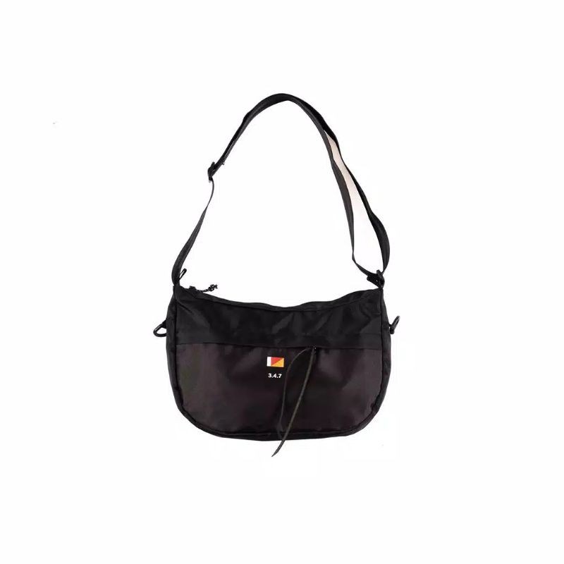 Sling Bag BUMB FG Black by Unkl347 Original (Preloved)
