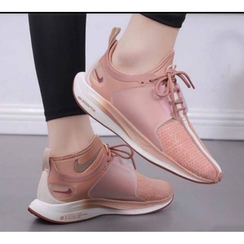 ORIGINAL PREMIUM nike zoom x woman warna pich dan putih made in Vietnam