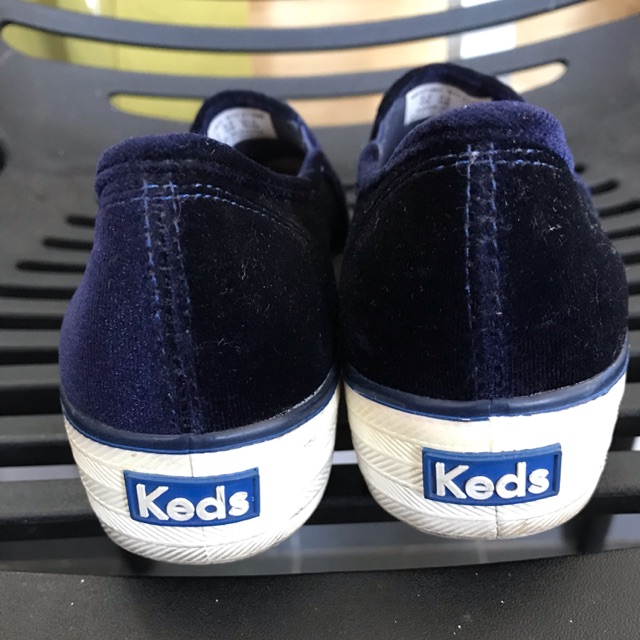 Preloved - Sepatu KEDS