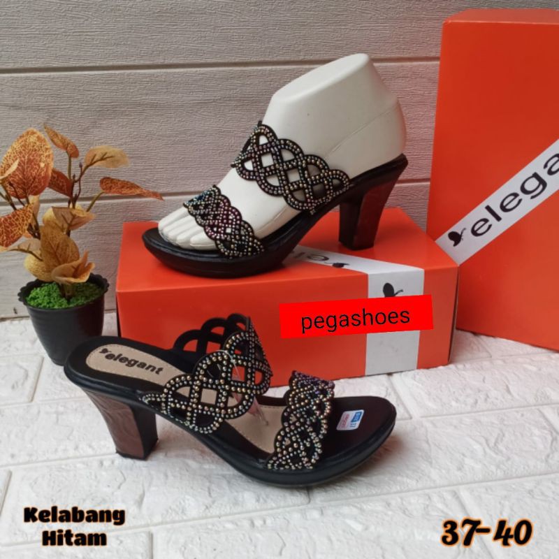 Sepatu hak tinggi 5cm elegan