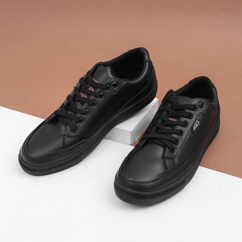 JOSE FULL BLACK |ManNeedMe x ARF| Sepatu Sneakers Pria Casual Shoes ORIGINAL