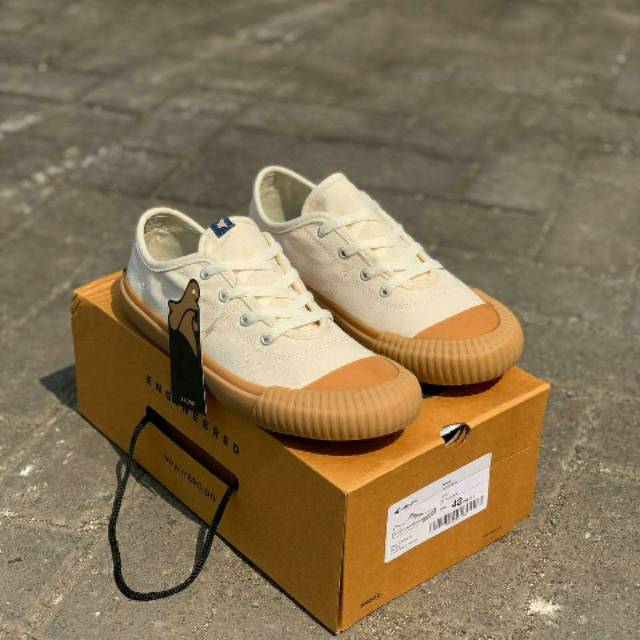 Brodo Vulcan (Low/High) Off White GS