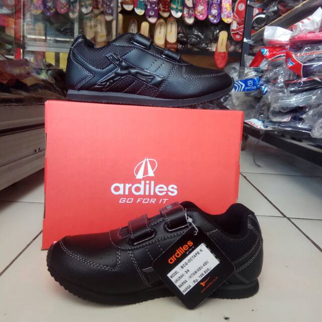 SEPATU SEKOLAH ANAK ARDILES BC-OCTAPE SIZE 31-34 Full black