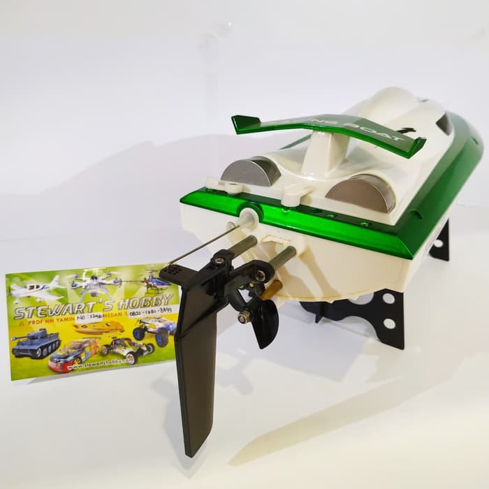 RC Boat FT009 UPGRADE (with lipo) 2.4G High Speed Racing Boat w/ motor cooling