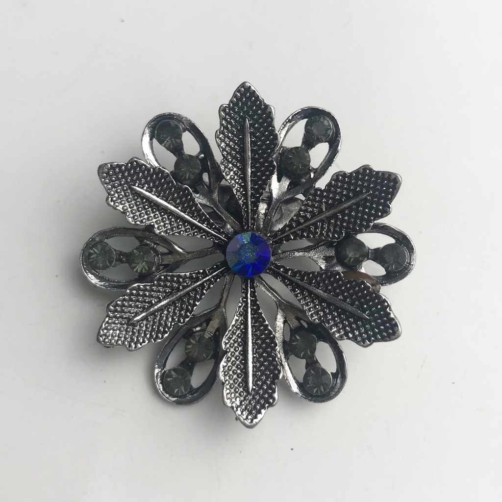 BROS DADA TERBARU  /AKSESORIS HIJAB kekiniaan kode 0124 0125 0126 0042 //bros hijab//bros blezer/bros kebaya-Bunga Biru