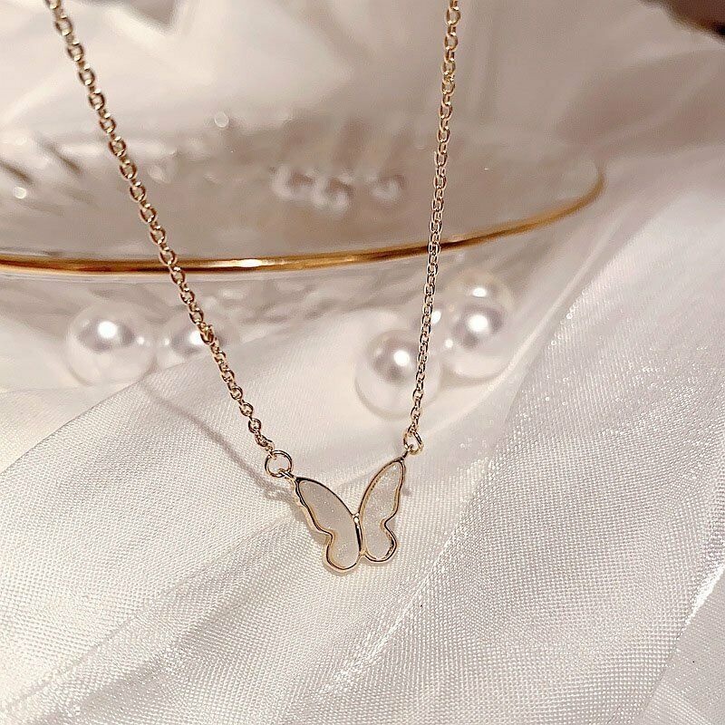 Super fairy white butterfly clavicle chain Japan and South Korea simple retro dripping butterfly necklace 210807