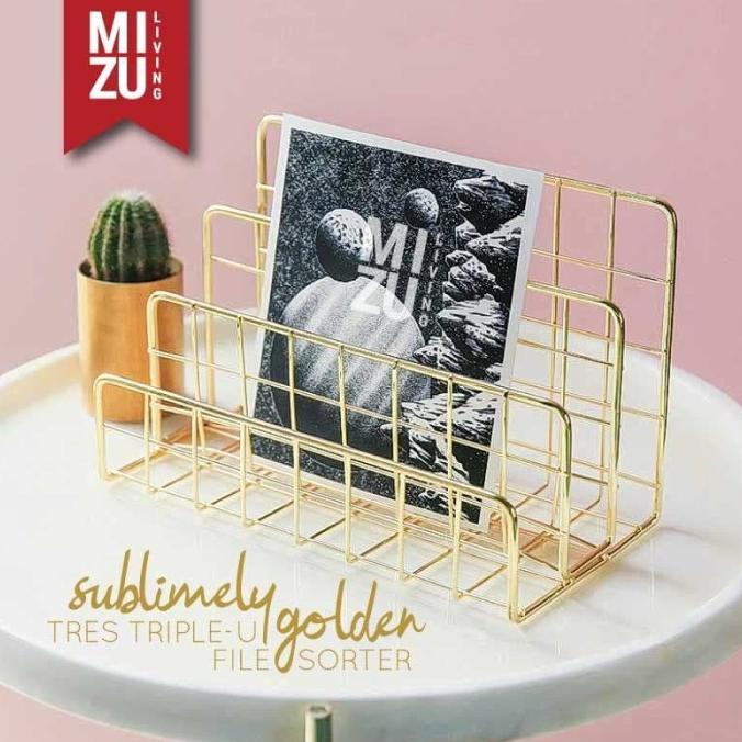 

COD SUBLIMELY GOLDEN TRES TRIPLE-U WIRE Magazine File Stand Holder Emas PROMOKode 1100