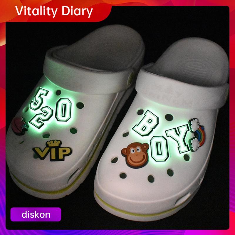 A-Z crocs accessories hot jibbitz 26 huruf bercahaya shoe charms dapat dilepas crocs decorate lubang