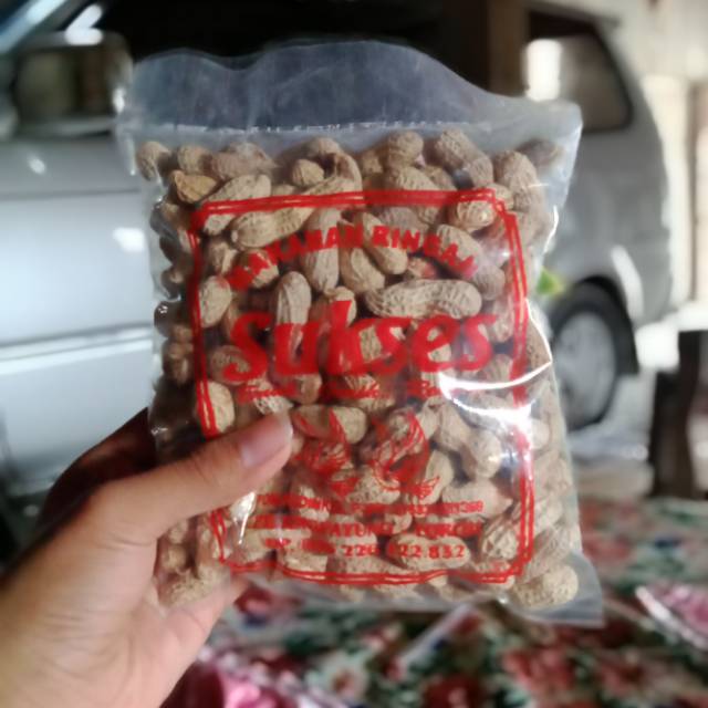 

KACANG OVEN DIJAMIN ENAK GURIH RENYAH DAN MURAH