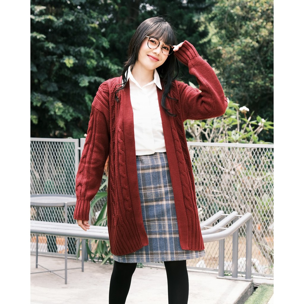 Myrubylicious CABLE GRANNY LONG CARDIGAN-MAROON