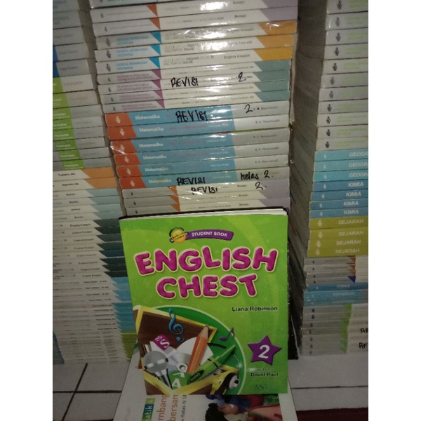 BUKU STUDENT BOOK ENGLISH CHEST 2 LIANA ROBINSON ASTA