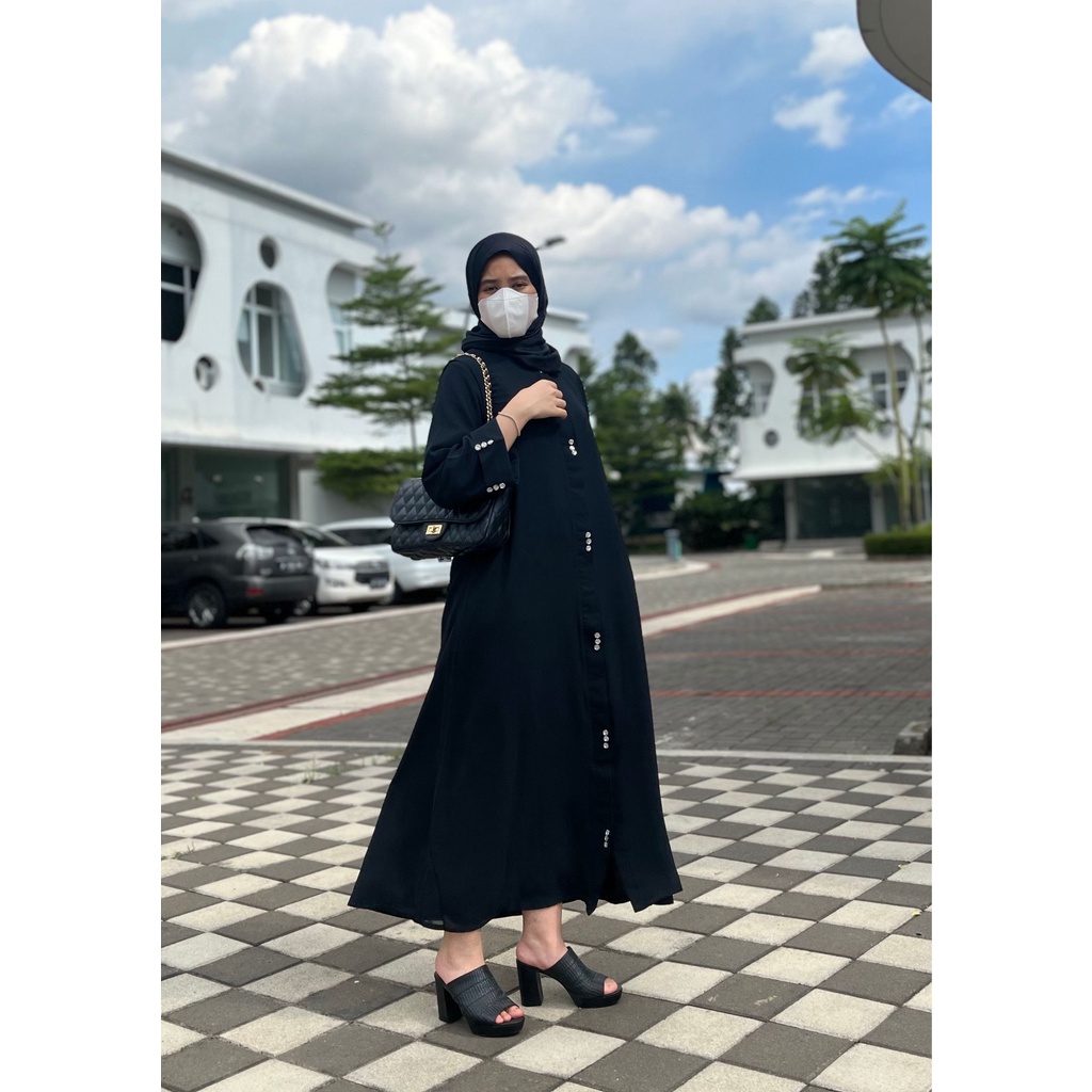 NAMIYA ABAYA BLACK by YUMNAA HIJAB - ABAYA KEKINIAN - ABAYA CRISTAL - GAMIS CRISTAL - ABAYA PESTA - 