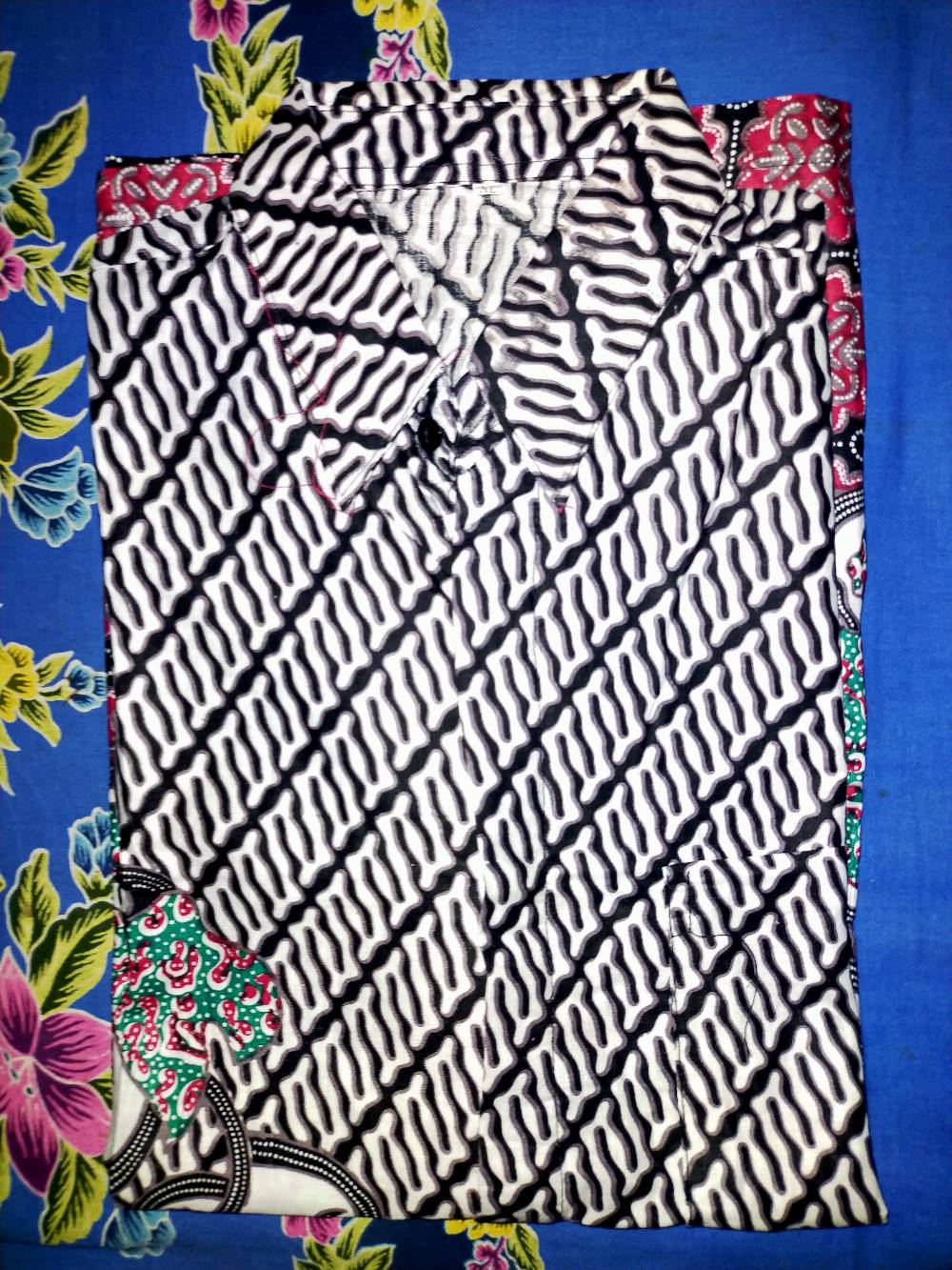 Batik Couple Keluarga - Sania Ruffle Ori Ndoro Jowi Dnt - Motif Morena