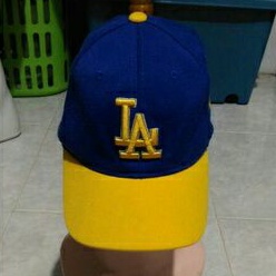 PRELOVED TOPI SNAPBACK ANAK MLB NEW ERA BRANDED SECOND