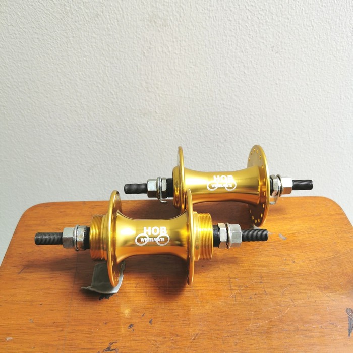 

Hub 36 Hole Alloy Kuning Emas