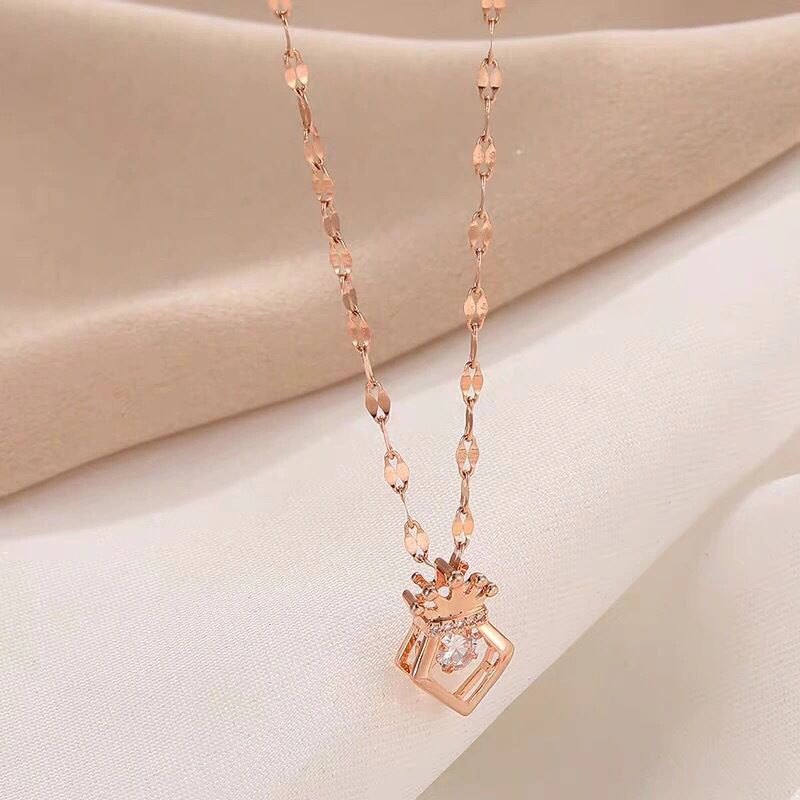 Kalung Titanium Dancing Stone Crown Luxury Wanita Korea