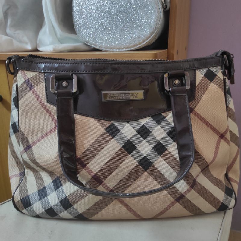 Preloved ❤ Tas Wanita Tote BURBERRY (London)