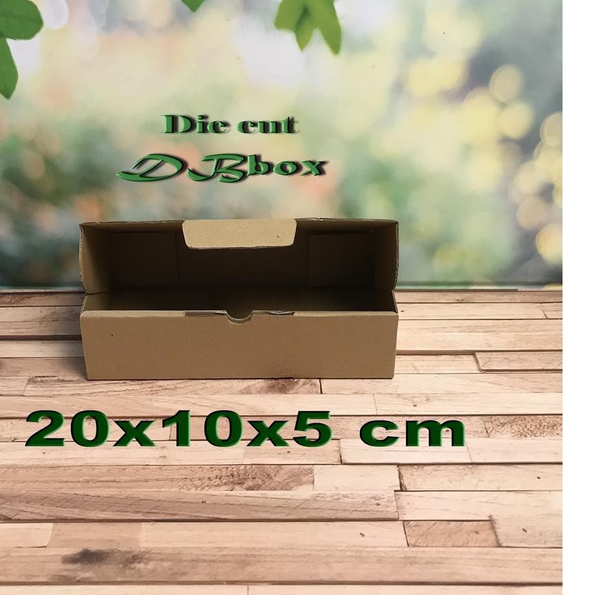 

BIG SALE!! (hpq-764) ( 10 Pcs ) Kardus uk. 20x10x5 cm...Die Cut untuk kotak Aksesoris dll, model box