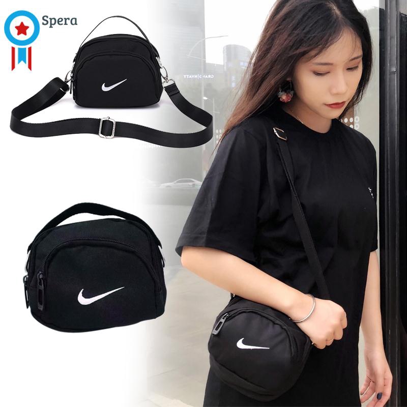 nike shoulder bag black