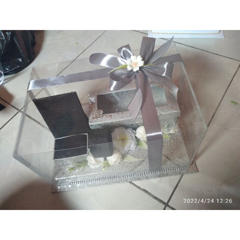 Tempat/Kotak perhiasan seserahan/mahar perhiasan dan uang