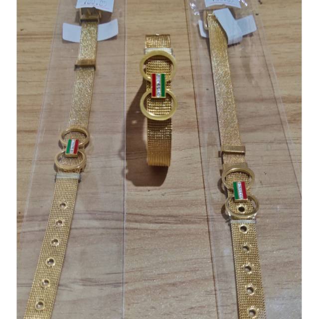 Gelang titanium Gucci gold bentuk jam tangan